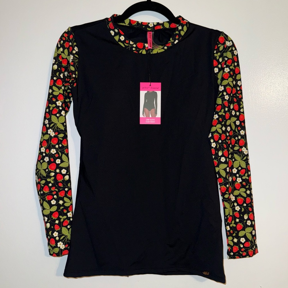 🆕 Betsey Johnson Strawberry Print Rash Guard Long Sleeve Swim Top Black Women’s